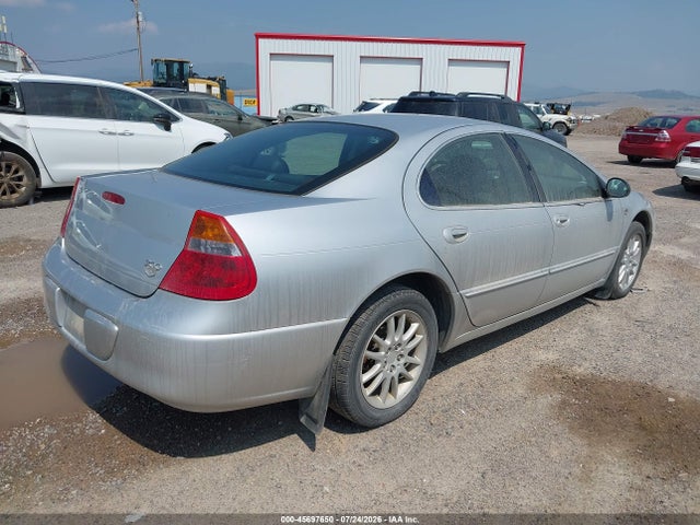 2002 Chrysler 300M 照片 4