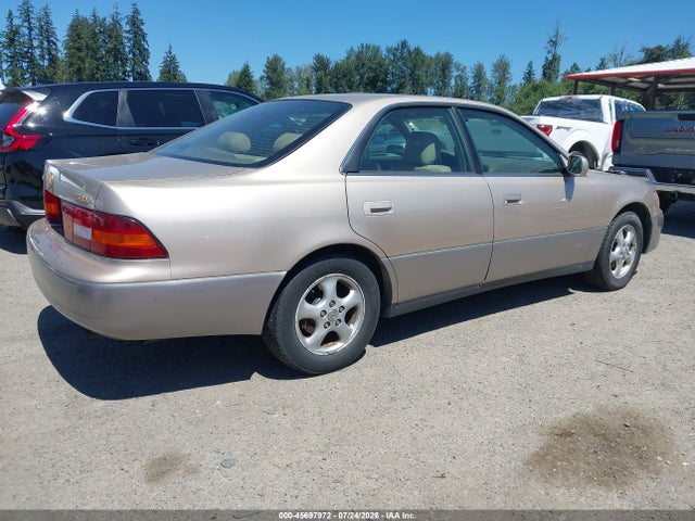 1999 Lexus ES 300 — фото 4