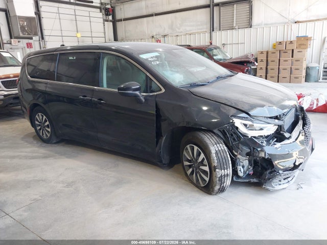 2023 CHRYSLER PACIFICA HYBRID TOURING L