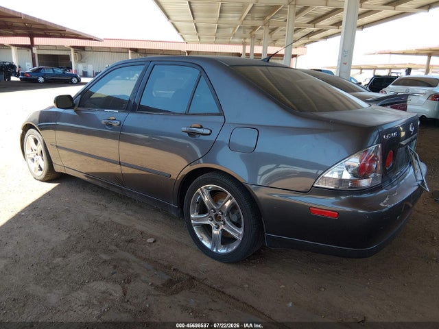 2001 Lexus IS 300 — фото 3