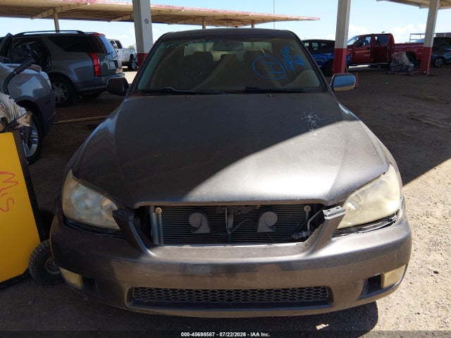 2001 Lexus IS 300 — фото 6