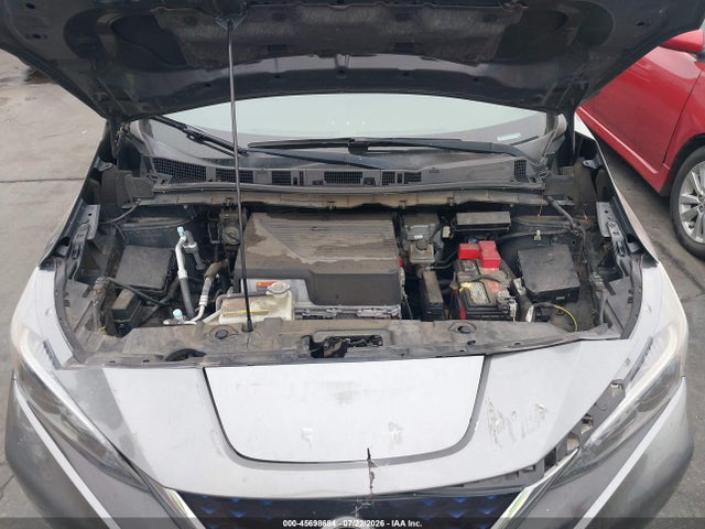 2019 Nissan LEAF S — фото 10