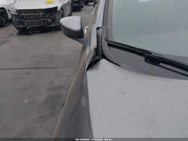 2019 Nissan LEAF S — миниатюра 16