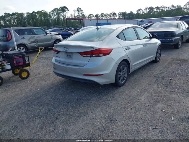 2017 Hyundai ELANTRA SE — фото 4