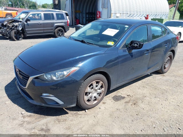 2015 Mazda MAZDA3 I SPORT — фото 2