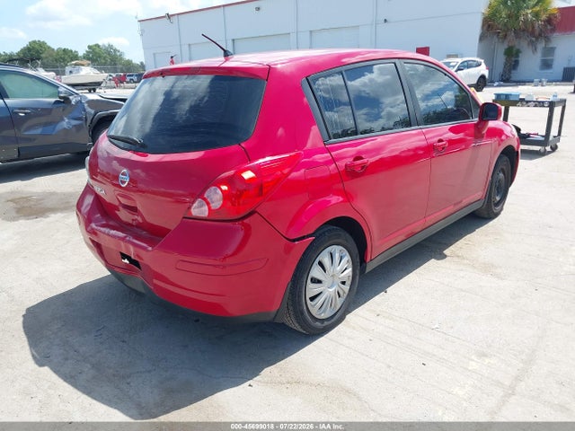 2011 Nissan VERSA 1.8S 照片 4