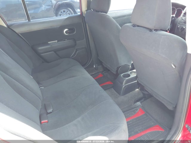 2011 Nissan VERSA 1.8S 照片 8