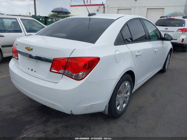 صورة 4 لـ 2015 Chevrolet CRUZE LS AUTO