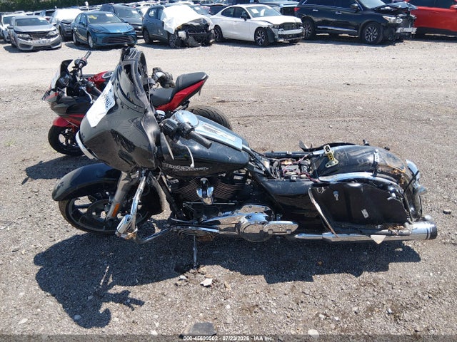2019 HARLEY-DAVIDSON FLHX 12