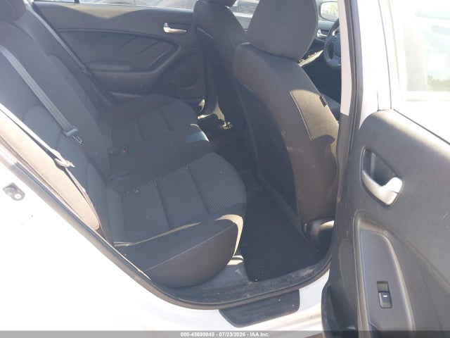 2018 KIA FORTE LX — фото 8