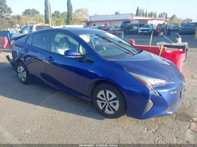2017 Toyota PRIUS TWO — фото 1
