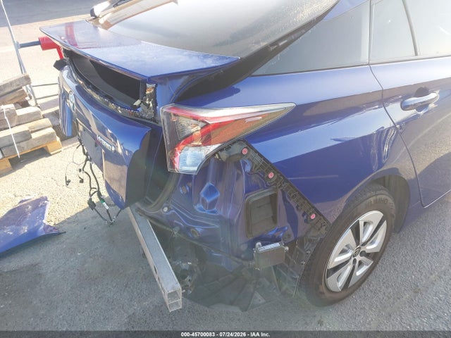 2017 Toyota PRIUS TWO — миниатюра 16