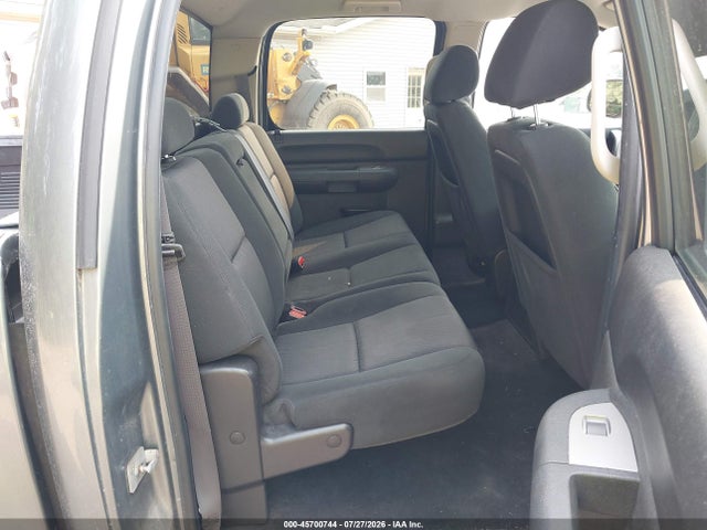 صورة 8 لـ 2011 Chevrolet SILVERADO 1500 LT