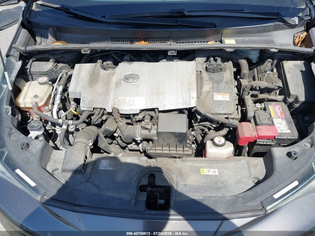 2018 Toyota PRIUS TWO photo 10