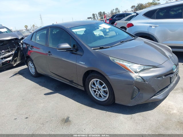 2018 Toyota PRIUS TWO photo 1