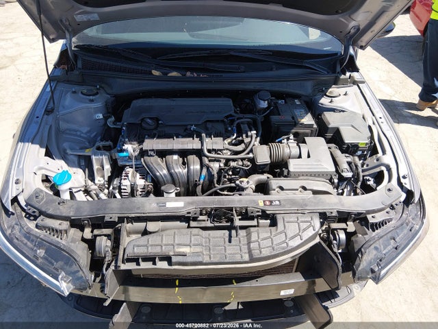 صورة 10 لـ 2025 Hyundai ELANTRA SEL SPORT