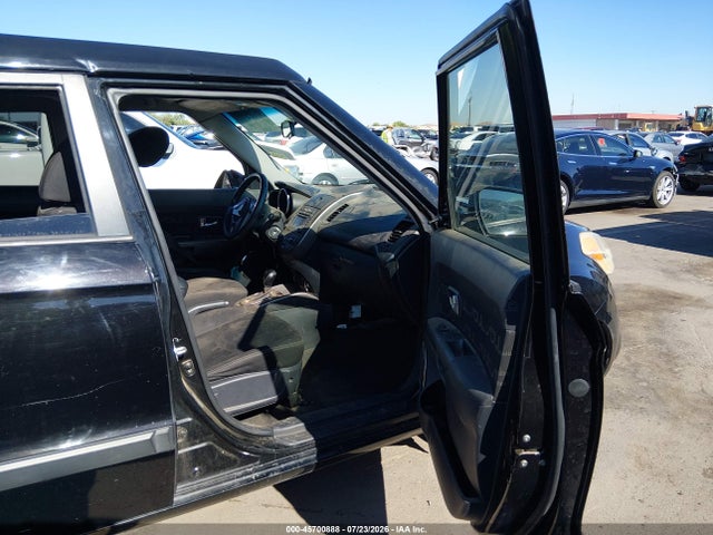2012 KIA SOUL + 照片 5