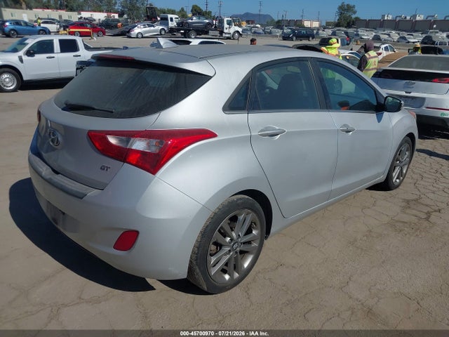 صورة 4 لـ 2016 Hyundai ELANTRA GT