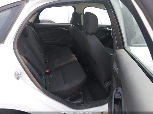 2015 FORD FOCUS SE — фото 8