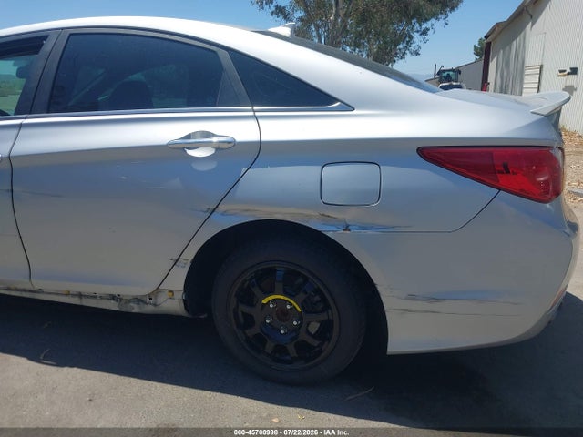 صورة 6 لـ 2014 Hyundai SONATA SE