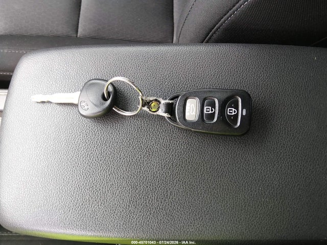 2018 HYUNDAI ELANTRA SEL 11