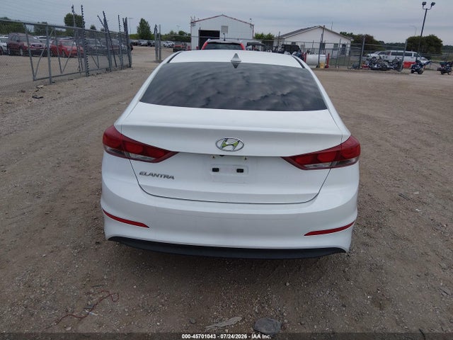 2018 HYUNDAI ELANTRA SEL 16