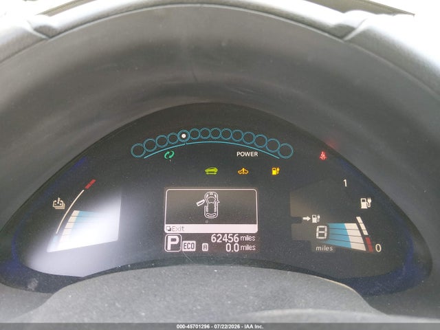 صورة 7 لـ 2015 Nissan LEAF S