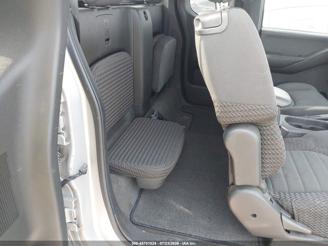 صورة 8 لـ 2006 Nissan FRONTIER SE