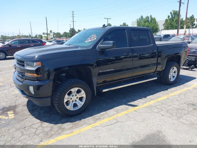 2017 Chevrolet SILVERADO 1500 2LT 照片 2