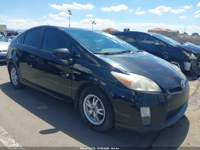 2011 Toyota PRIUS TWO — фото 1