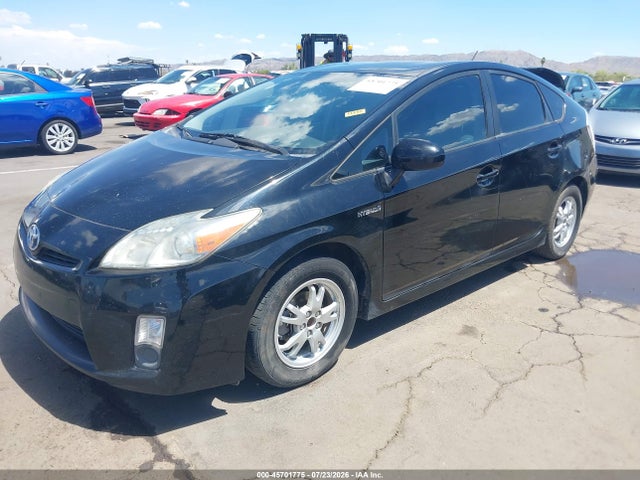 2011 Toyota PRIUS TWO — фото 2