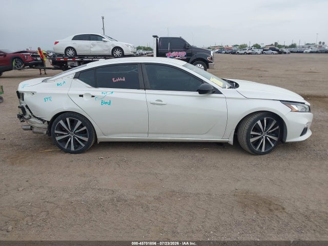 2019 NISSAN ALTIMA 2.5 SR 13