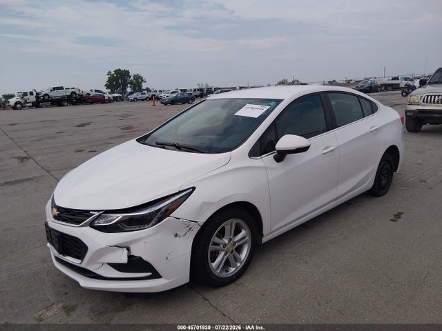 2017 Chevrolet CRUZE LT AUTO — фото 2