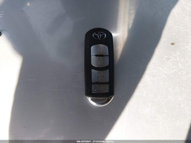 2017 TOYOTA YARIS IA 11