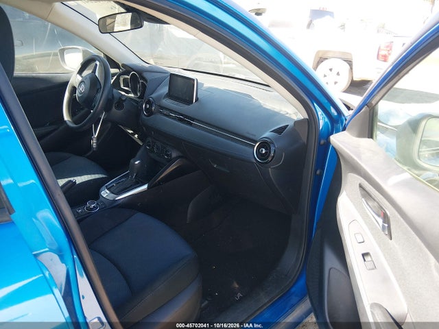 2017 TOYOTA YARIS IA 5