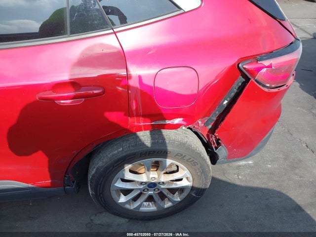 2020 FORD ESCAPE SE 6