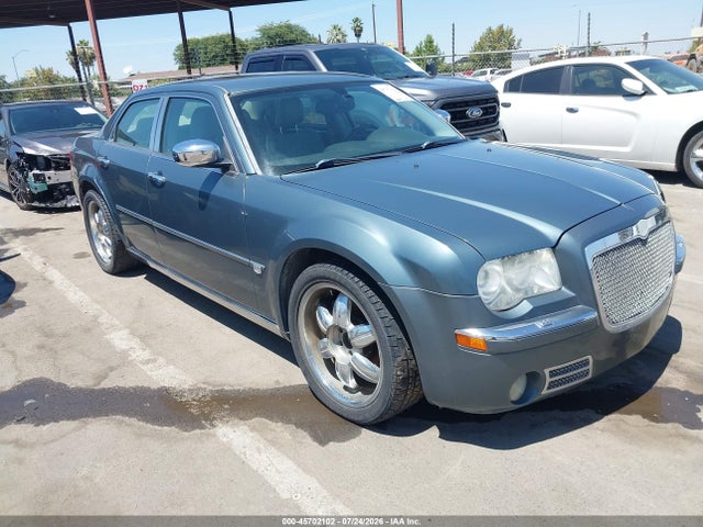 2005 Chrysler 300C 照片 1