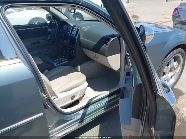 2005 Chrysler 300C 照片 5