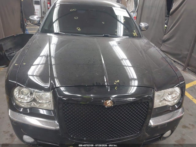 2008 Chrysler 300C HEMI — миниатюра 17