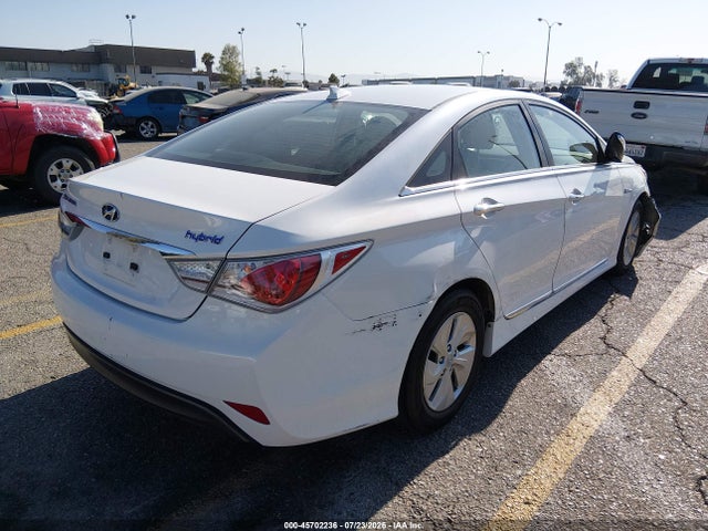2015 Hyundai SONATA HYBRID 照片 4