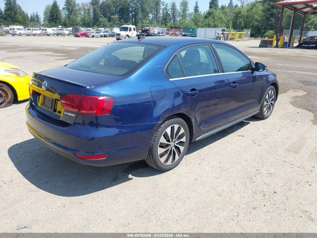صورة 4 لـ 2013 Volkswagen JETTA HYBRID SEL PREMIUM