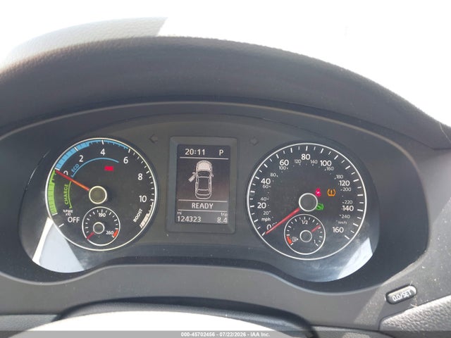 صورة 7 لـ 2013 Volkswagen JETTA HYBRID SEL PREMIUM