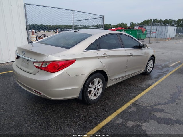 2011 Hyundai SONATA GLS — фото 4
