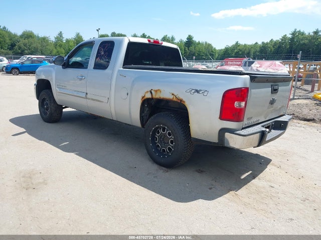 صورة 3 لـ 2013 Chevrolet SILVERADO 1500 LT
