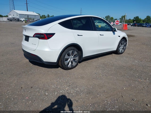 2021 TESLA MODEL Y LONG RANGE DUAL MOTOR ALL-WHEEL DRIVE 4