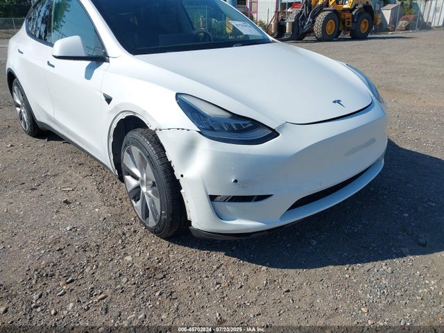 2021 TESLA MODEL Y LONG RANGE DUAL MOTOR ALL-WHEEL DRIVE 6