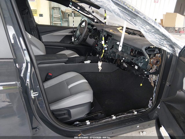 2026 TOYOTA CAMRY SE 5
