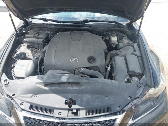 صورة 10 لـ 2014 Lexus IS 250