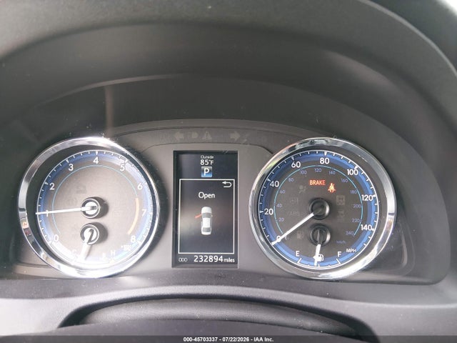 صورة 7 لـ 2018 Toyota COROLLA SE