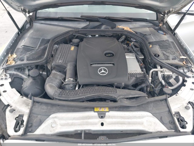صورة 10 لـ 2017 Mercedes-BENZ C 300